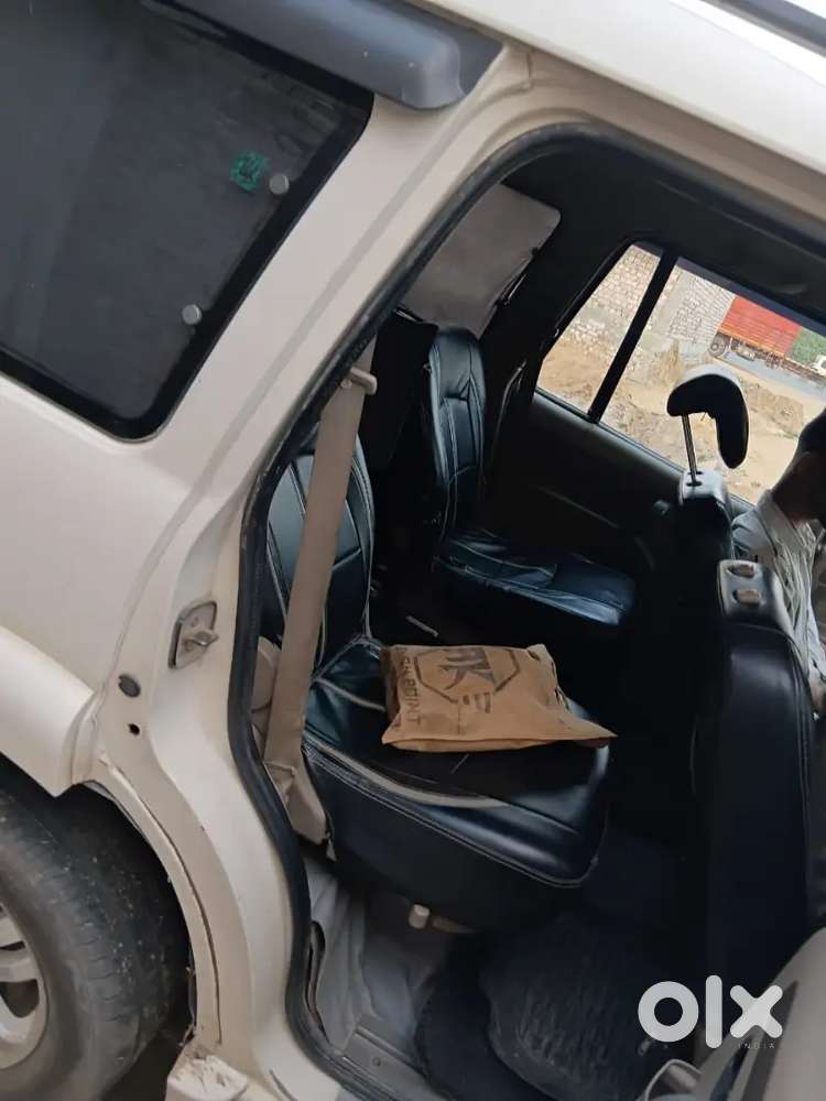 Mahindra Scorpio Vlx 2012 December