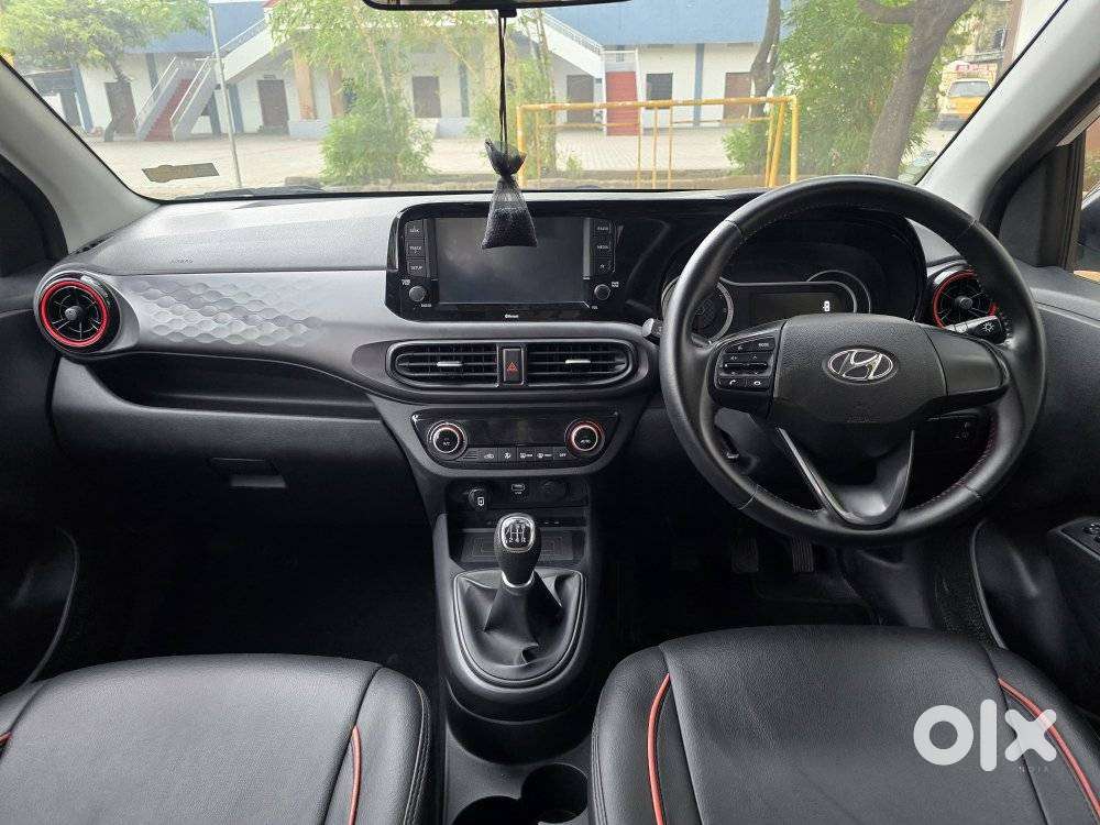 Hyundai Grand I10 Nios Sportz Dual Tone, 2021, Petrol