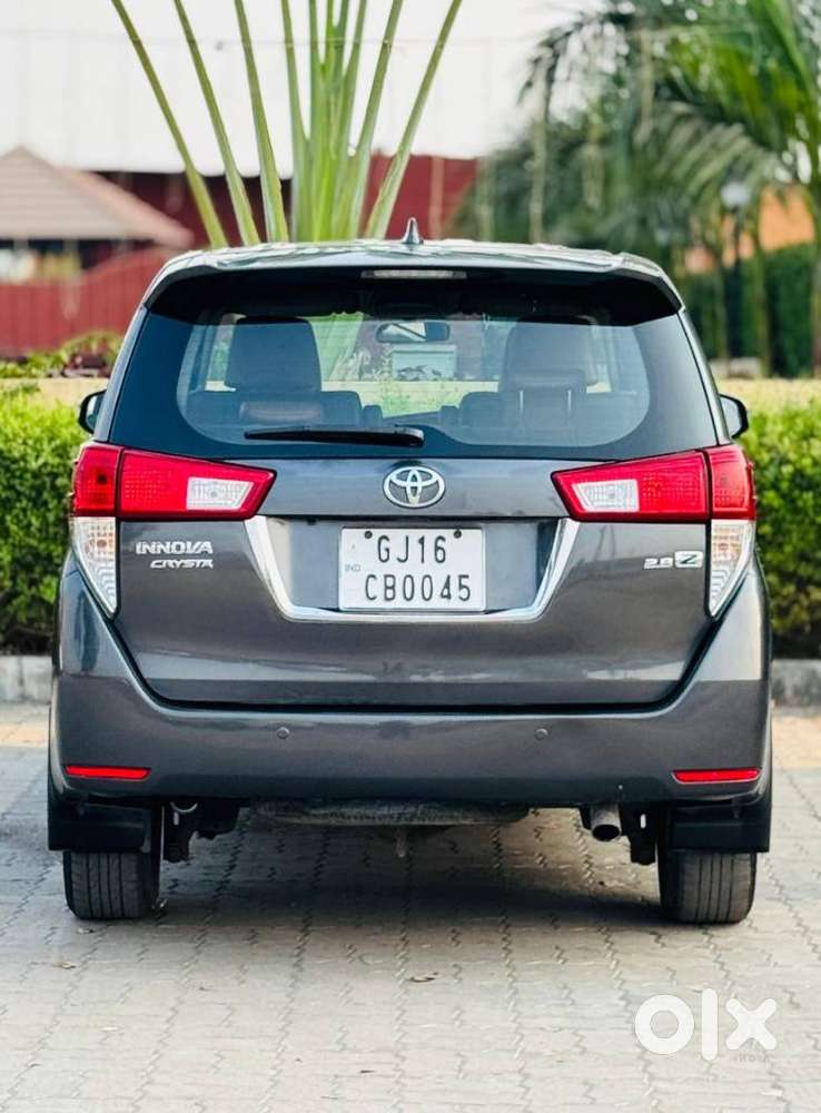 Toyota Innova Crysta 2.8 Z, 2016, Diesel