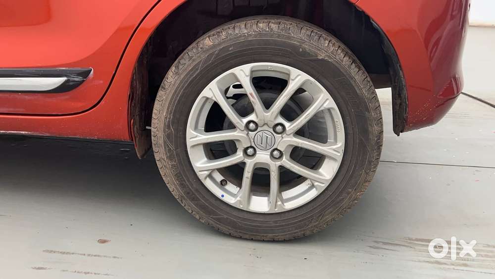 Maruti Suzuki Swift 1.3 Zxi, 2022, Petrol