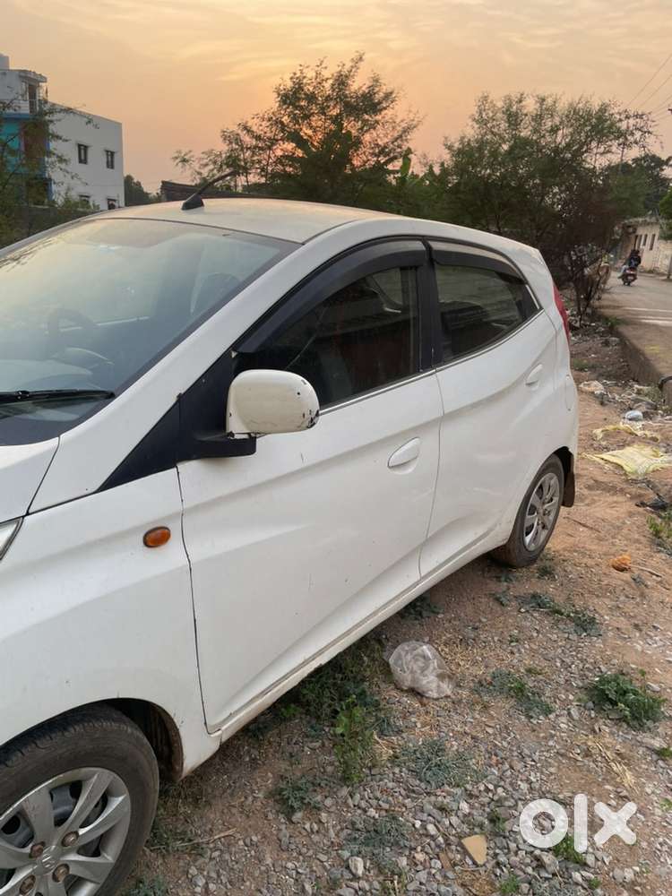 Hyundai Eon 2013 Petrol Well Maintained