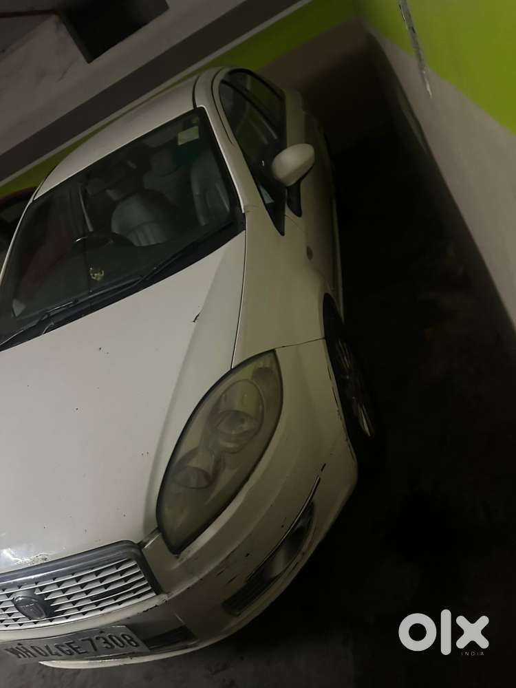 Fiat Linea 1.3 Emotion (o) Multijet, 2013, Diesel