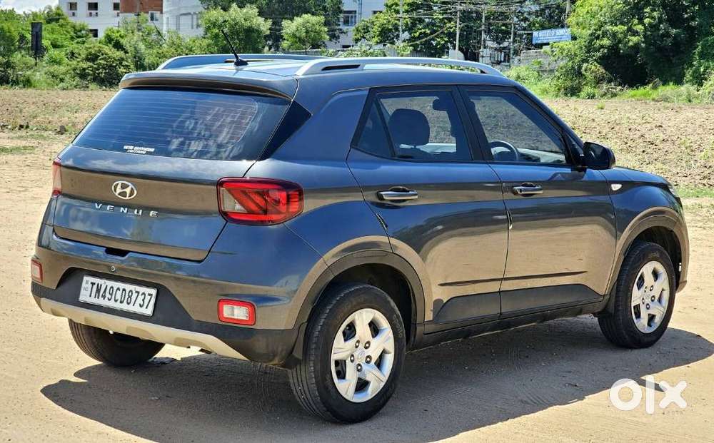 Hyundai Venue S 1.2 Petrol, 2021, Petrol