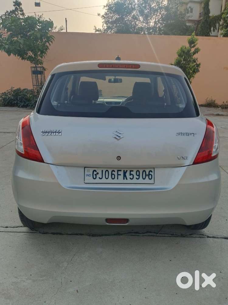Maruti Suzuki Swift Vxi + Manual, 2013, Petrol