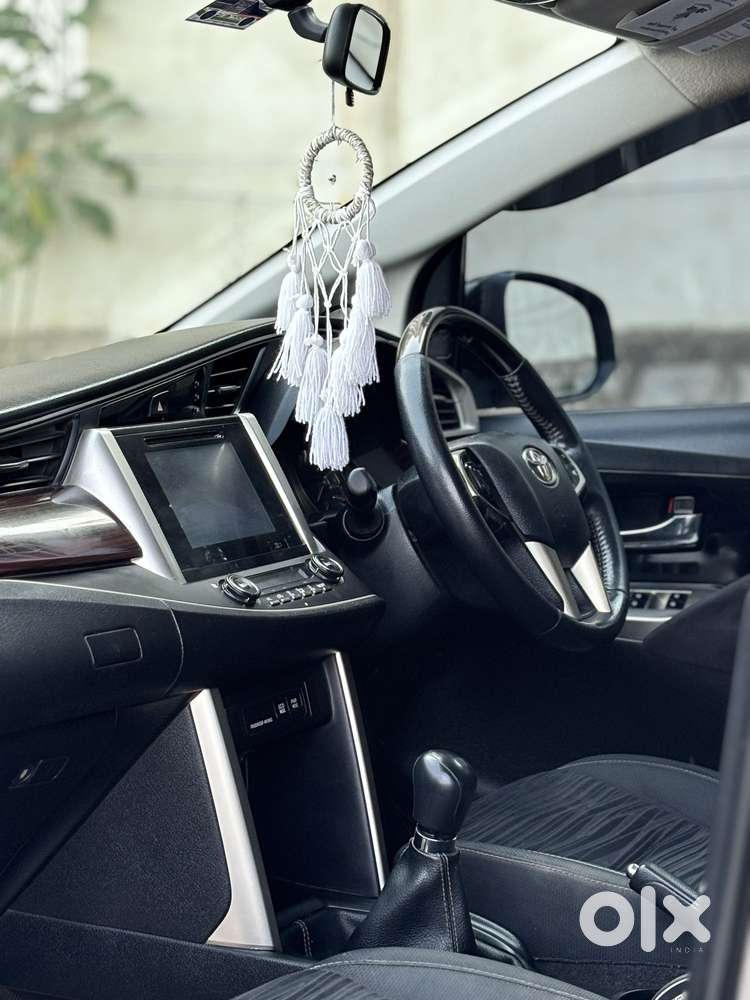 Toyota Innova Crysta 2.4 V, 2017, Diesel