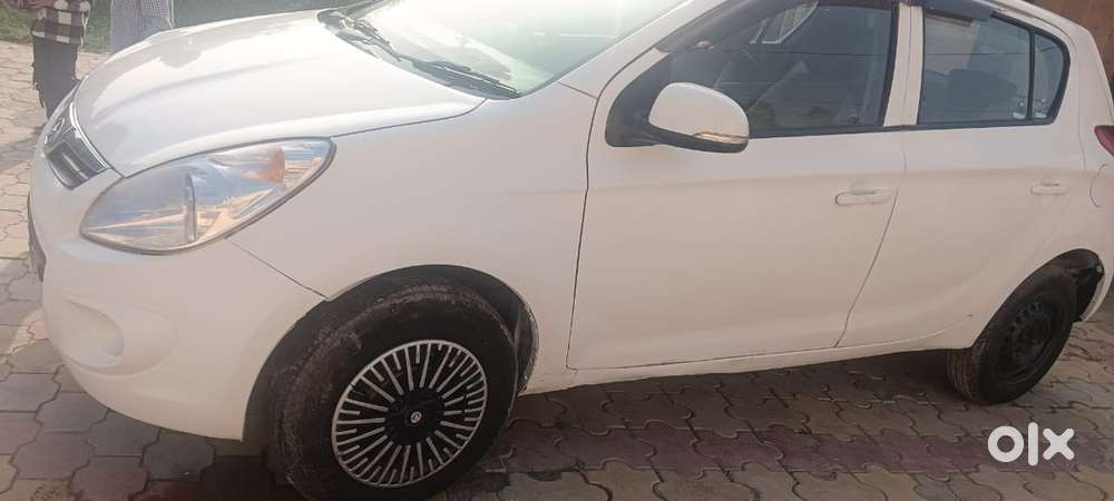 Hyundai I20 Active 2012 Diesel Well Maintained