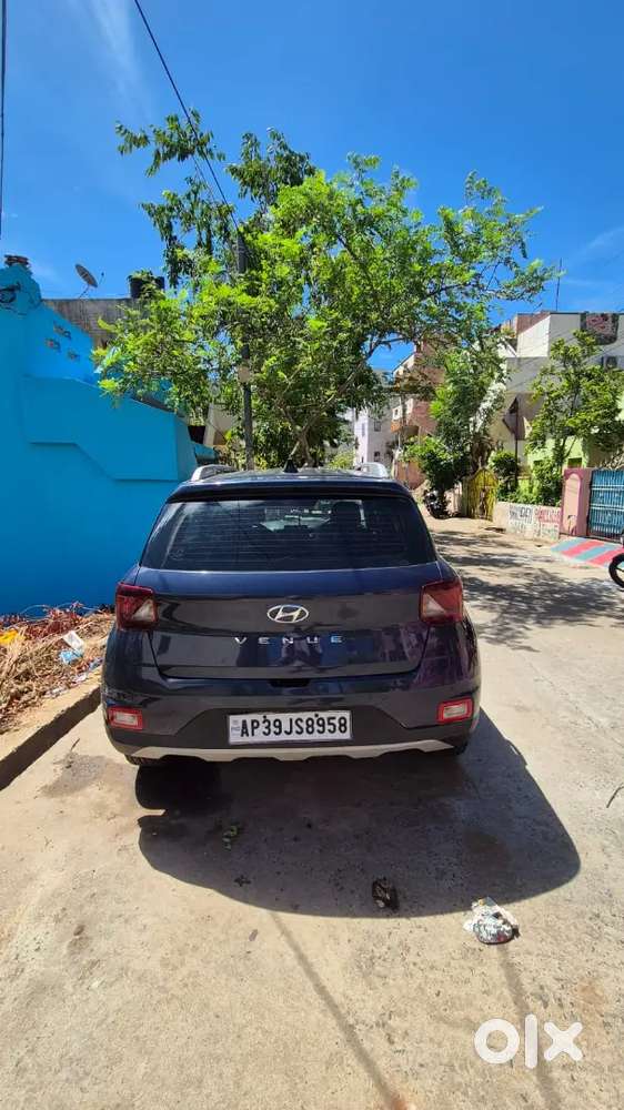 Hyundai Venue S Plus 2021 Mt Petrol