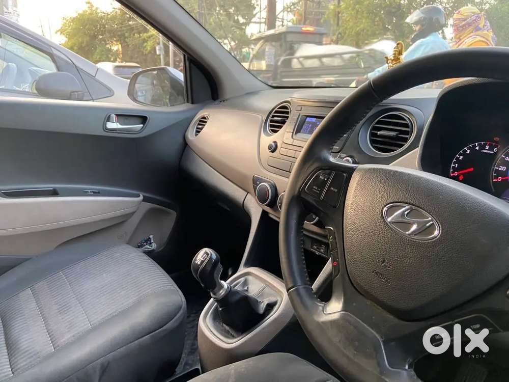 Hyundai Grand I10 2016 Diesel 66500 Km Driven