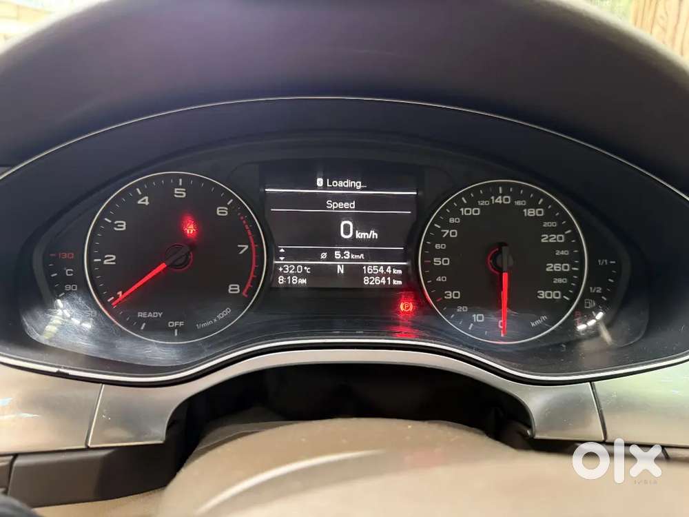 Audi A6 Petrol Without Sunroof