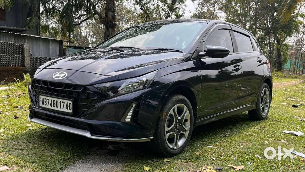 Hyundai I20 Sportz 1.2 Mt Dual Tone, 2024, Petrol