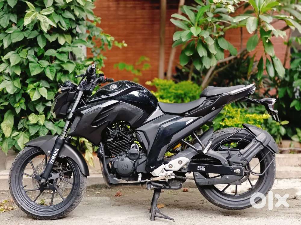 Yamaha FZ 25 Motorcycles 1822926103
