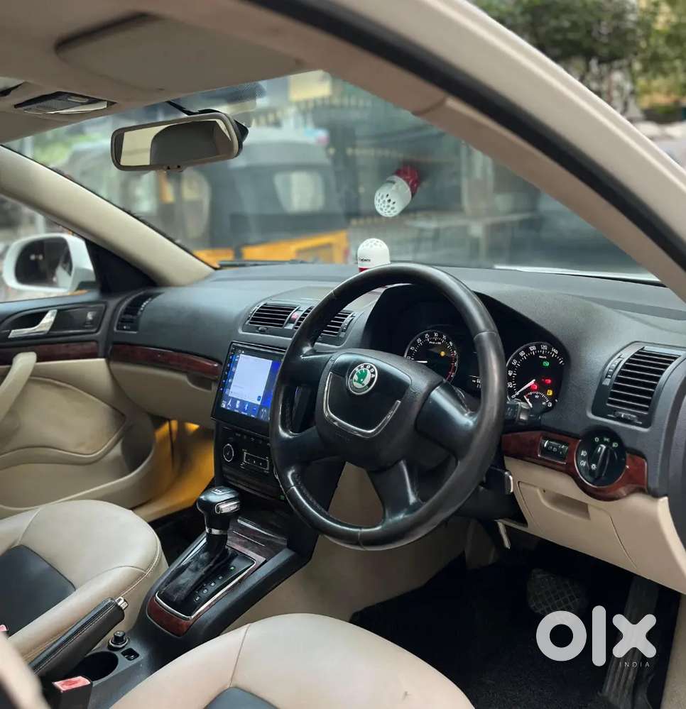 Skoda Laura Diesel Automatic Good Condition