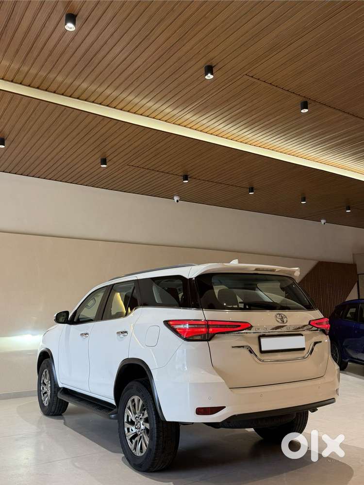 Toyota Fortuner [2021-ongoing] 2.8 2wd Diesel At, 2021, Diesel