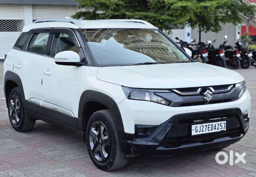 Maruti Suzuki Brezza 1.5 Vxi Smart Hybrid, 2023, Petrol