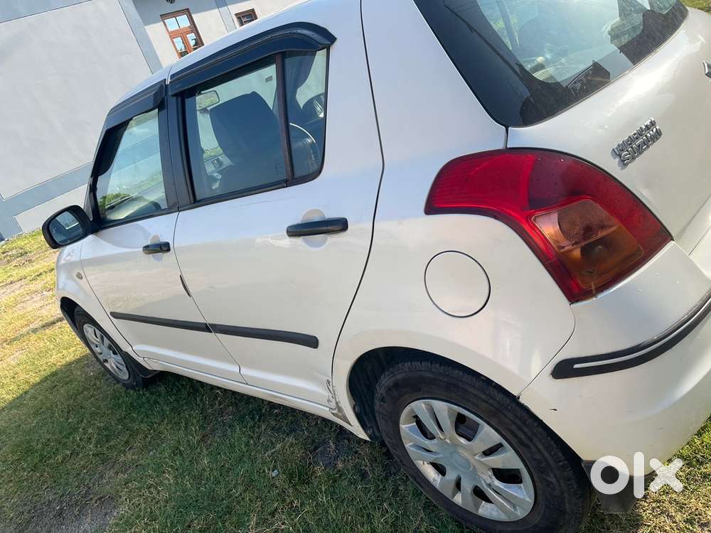 Maruti Suzuki Swift 2010 Petrol Well Maintained