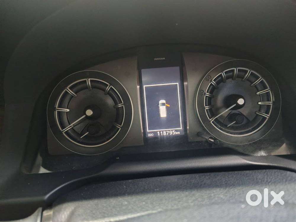 Toyota Innova Crysta, 2016, Diesel