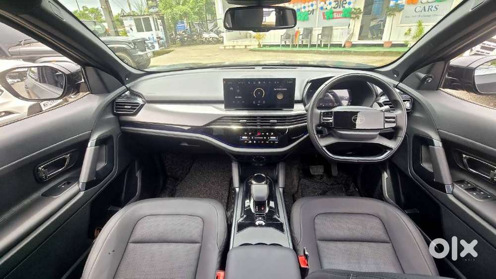 Tata Safari Accomplished X Plus 6 Str Stealth Edition At, 2025, Dies..