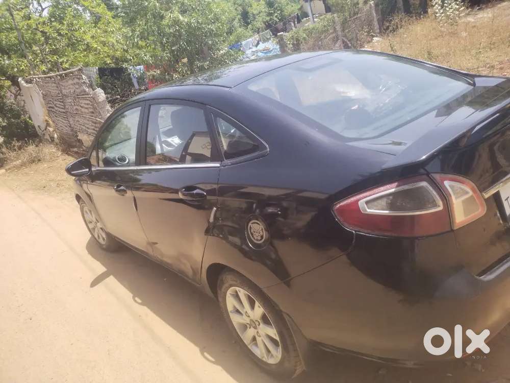 Ford Fiesta 1.6 Exi 2012 Pakka Condition Bike Mileage