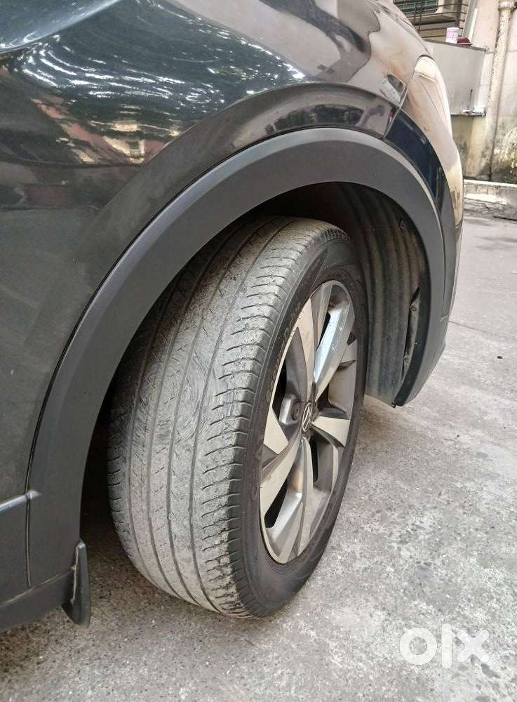 Volkswagen Taigun 1.0 Tsi Topline At, 2022, Petrol