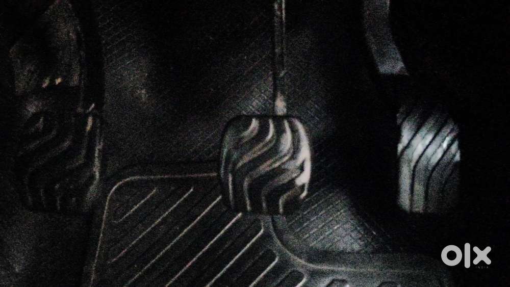 Nissan Magnite 1.0 Xv Red Edition, 2022, Petrol