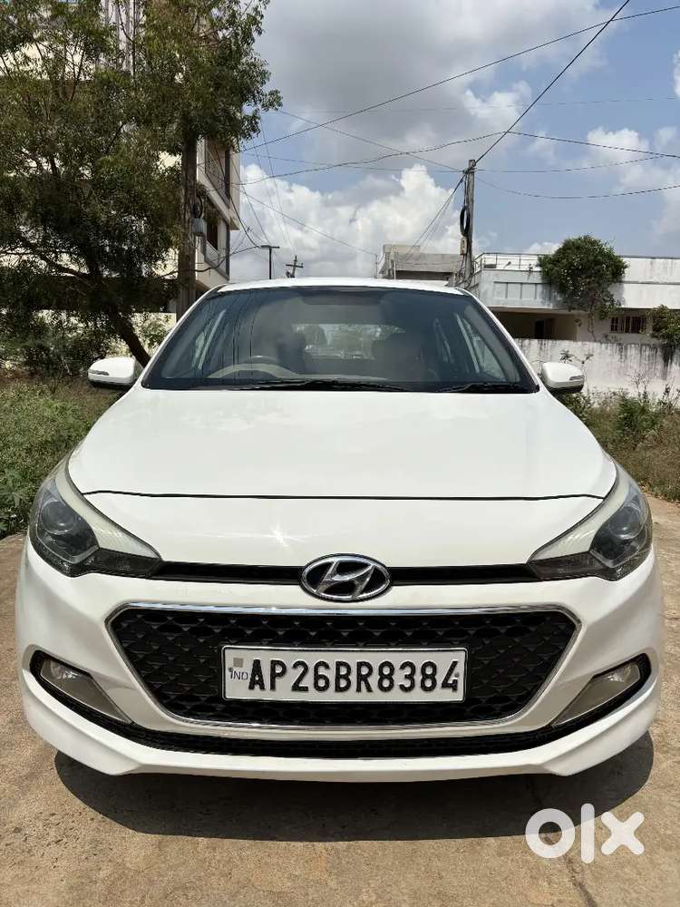 Hyundai I20 Asta 2017 6 Airbags