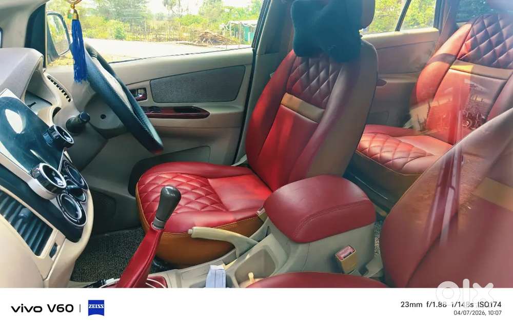 Toyota Innova 2005 Diesel 257000 Km Driven