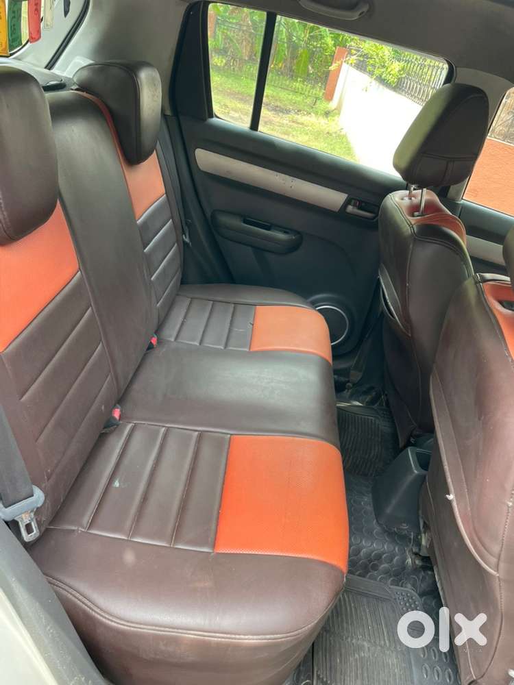 Swift 2006  Petrol 130000 Km Driven.