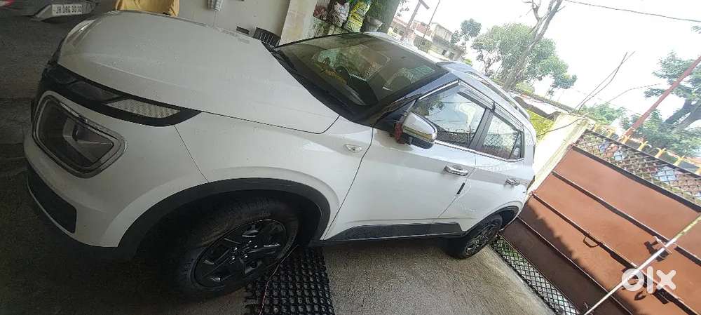 Hyundai New Venue Petrol S+ Manual 2025 November(7 Months Old )