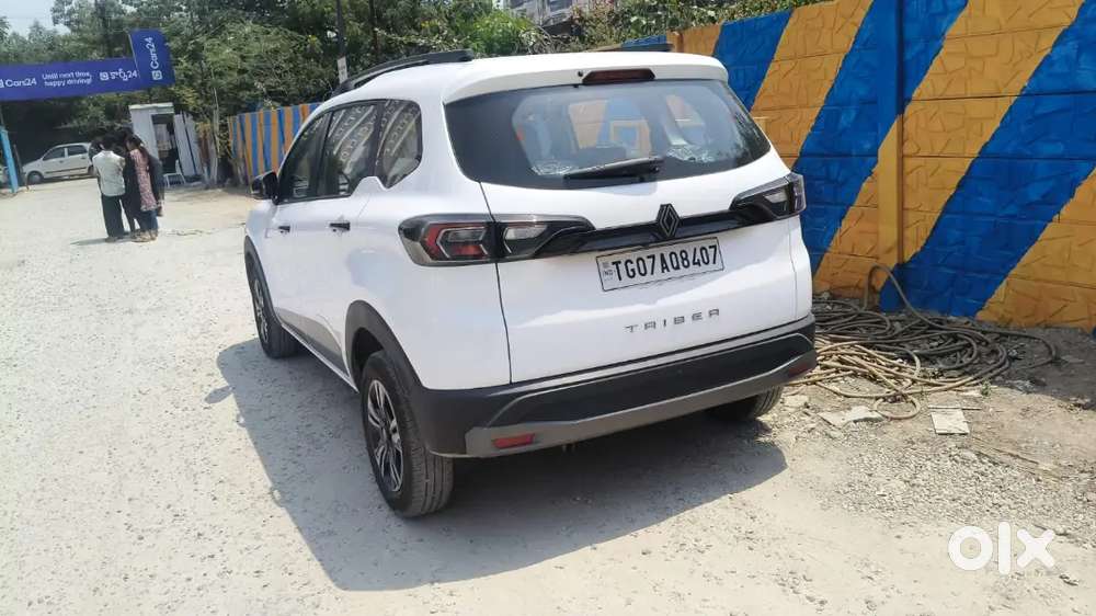 New Renault Triber Facelift 2026 Petrol 2200 Km Driven