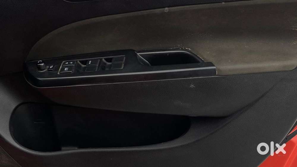 Maruti Suzuki Swift Vxi, 2017, Petrol