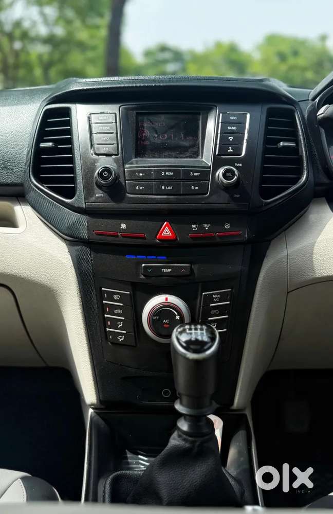 Mahindra Xuv300 W6 Diesel, 2023, Diesel