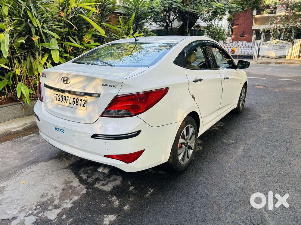 Hyundai Verna [2015-2017] Fluidic 4s 1.6 Vtvt Sx (o), 2015, Petrol