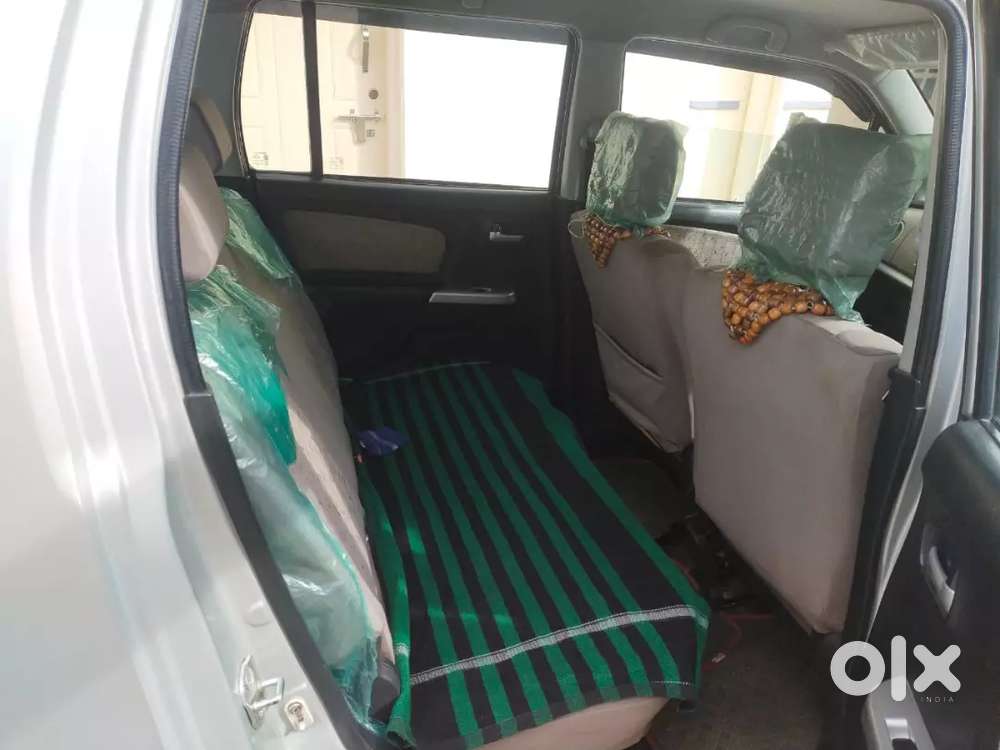 Well Maintaind Wagon R Vxi 2014