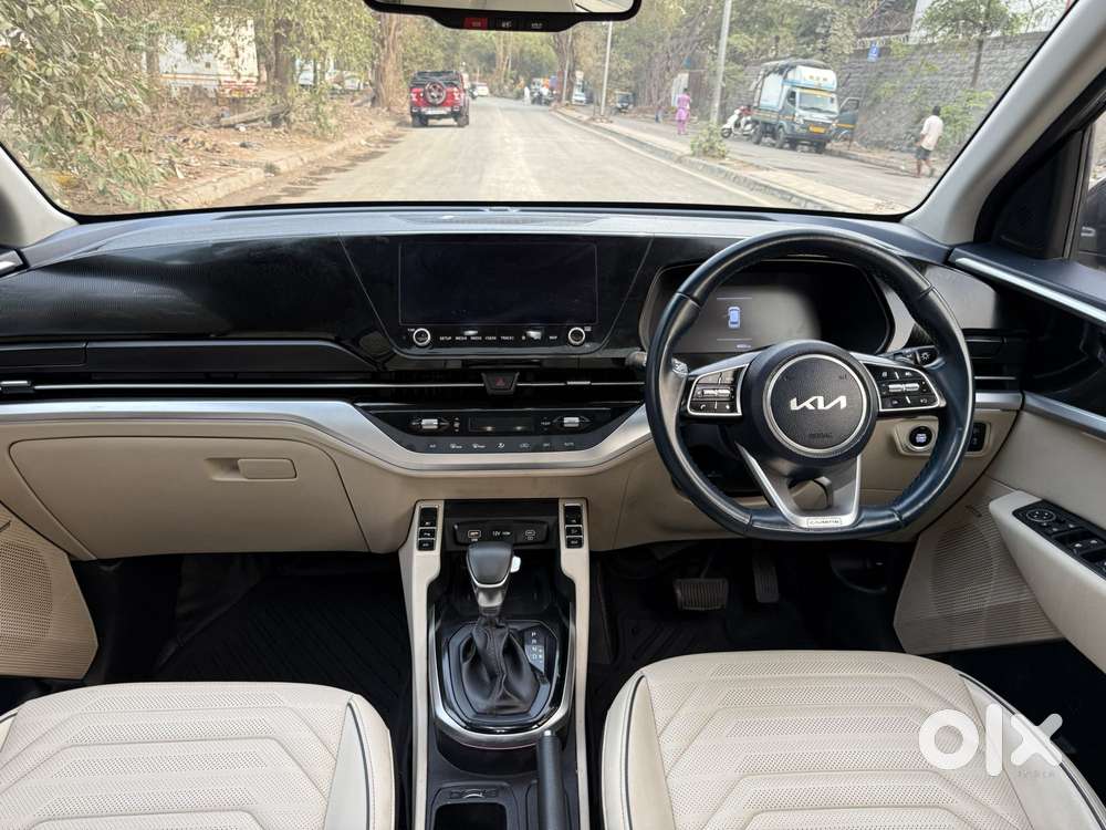 Kia Carens Luxury (o)1.5 Diesel At 7 Str, 2022, Diesel