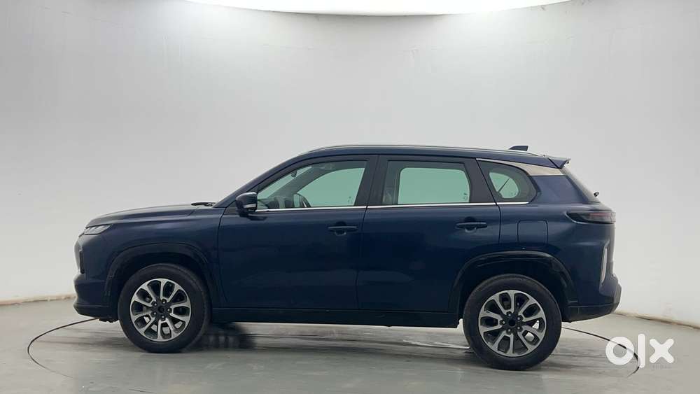 Maruti Suzuki Grand Vitara 1.5 Alpha Plus Intelligent Hybrid Ecvt, 2..