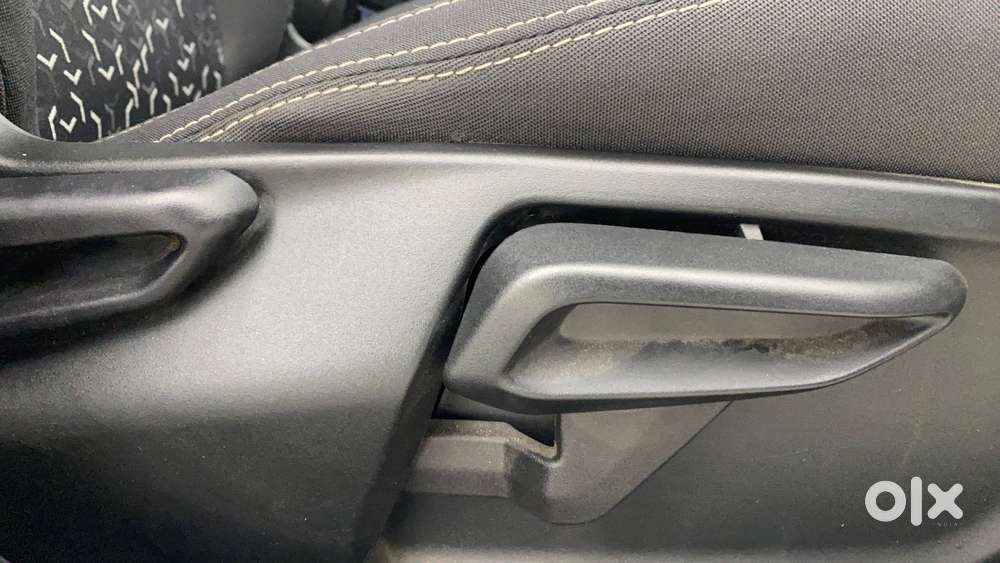 Tata Tiago 1.2 Revotron Xt Rhythm, 2023, Petrol