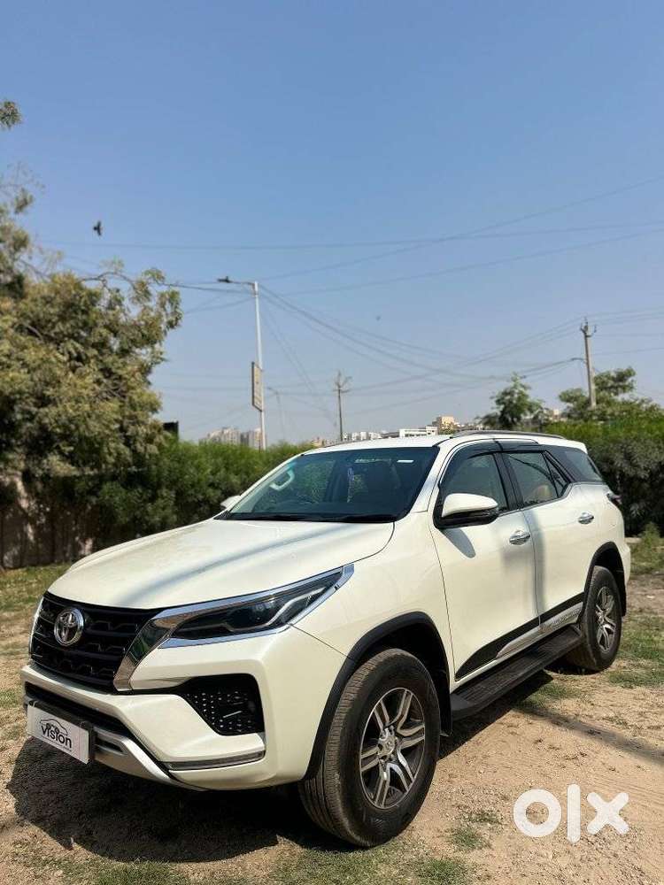 Toyota Fortuner 4x2 At 2.8 Diesel, 2021, Diesel
