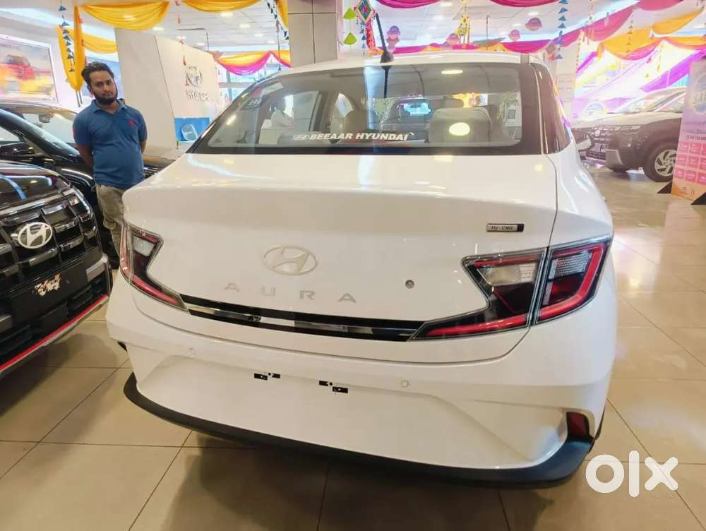 Hyundai Aura 2026 Cng