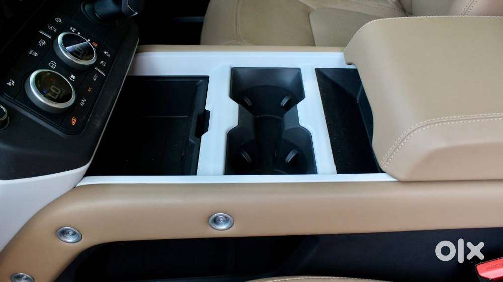 Land Rover Defender 2.0 110 Hse, 2026