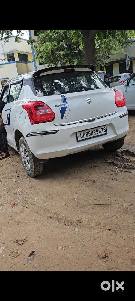 पैसो की जरूरत के लिए बेच रहा हूं