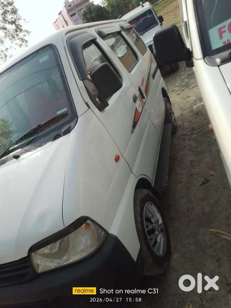 Very Good Condition Full New Condition Gadi Mein Kisi Tarah