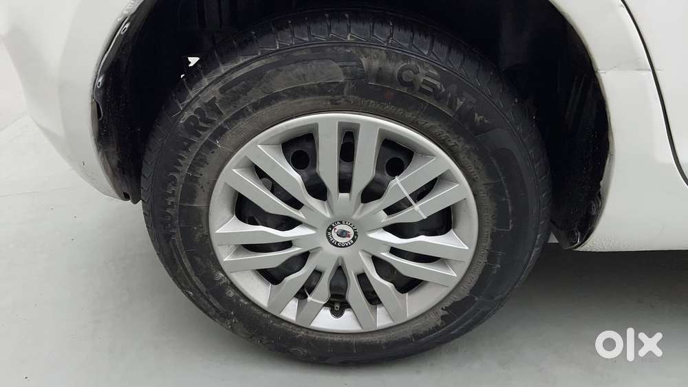 Maruti Suzuki Swift Vvt Vxi, 2016, Petrol