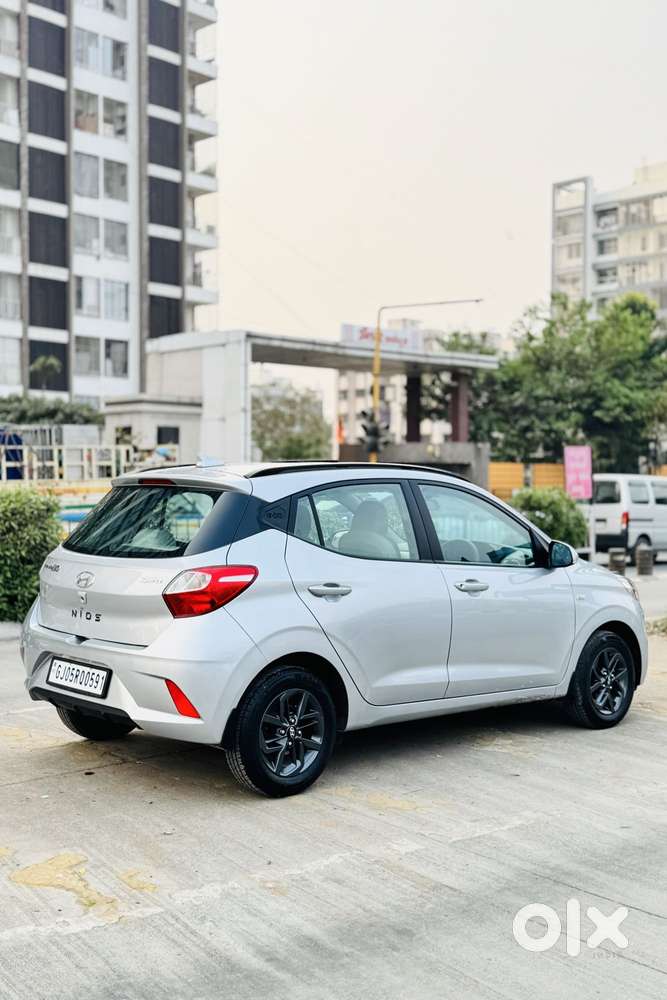 Hyundai Grand I10 Nios Sportz 1.2 At, 2022, Petrol