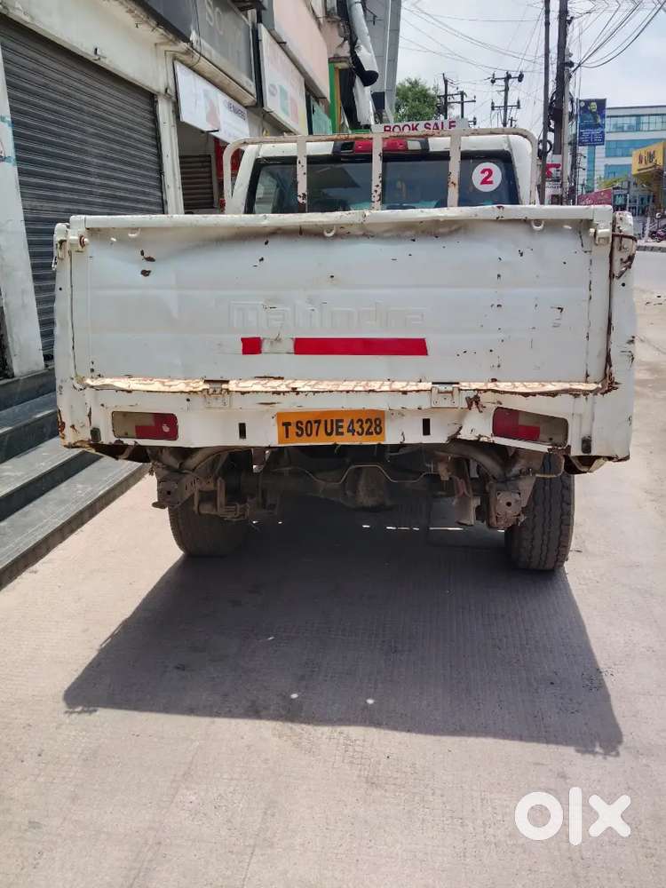 Mahindra Genio 2.5 Dc 2017