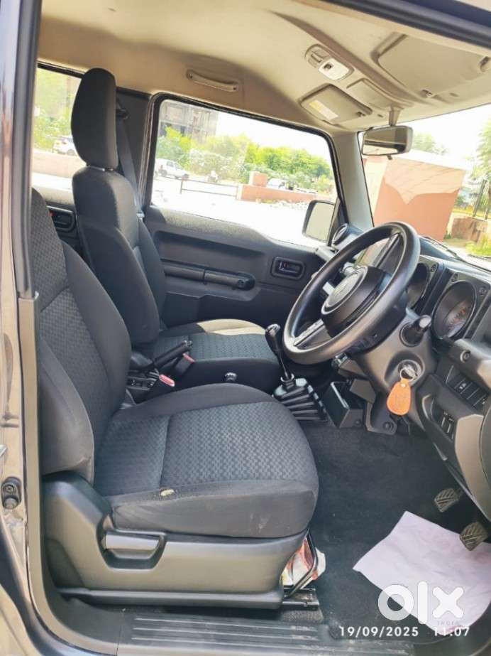 Maruti Suzuki Jimny Zeta Mt, 2023, Petrol