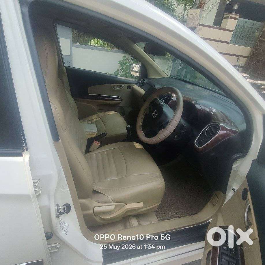 Honda Mobilio V I-vtec, 2015, Diesel