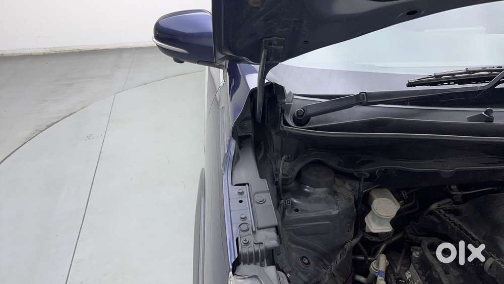 Maruti Suzuki Xl6 1.5 Alpha At, 2022, Petrol