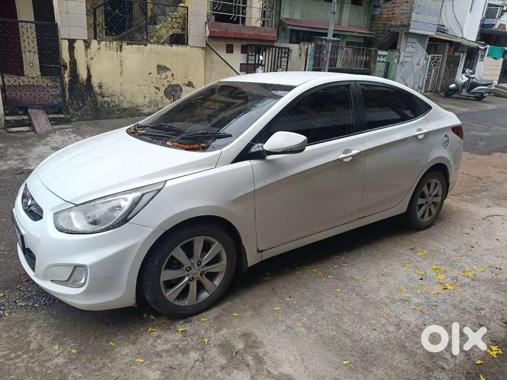 Hyundai Verna 2014 Petrol 120000 Km Driven
