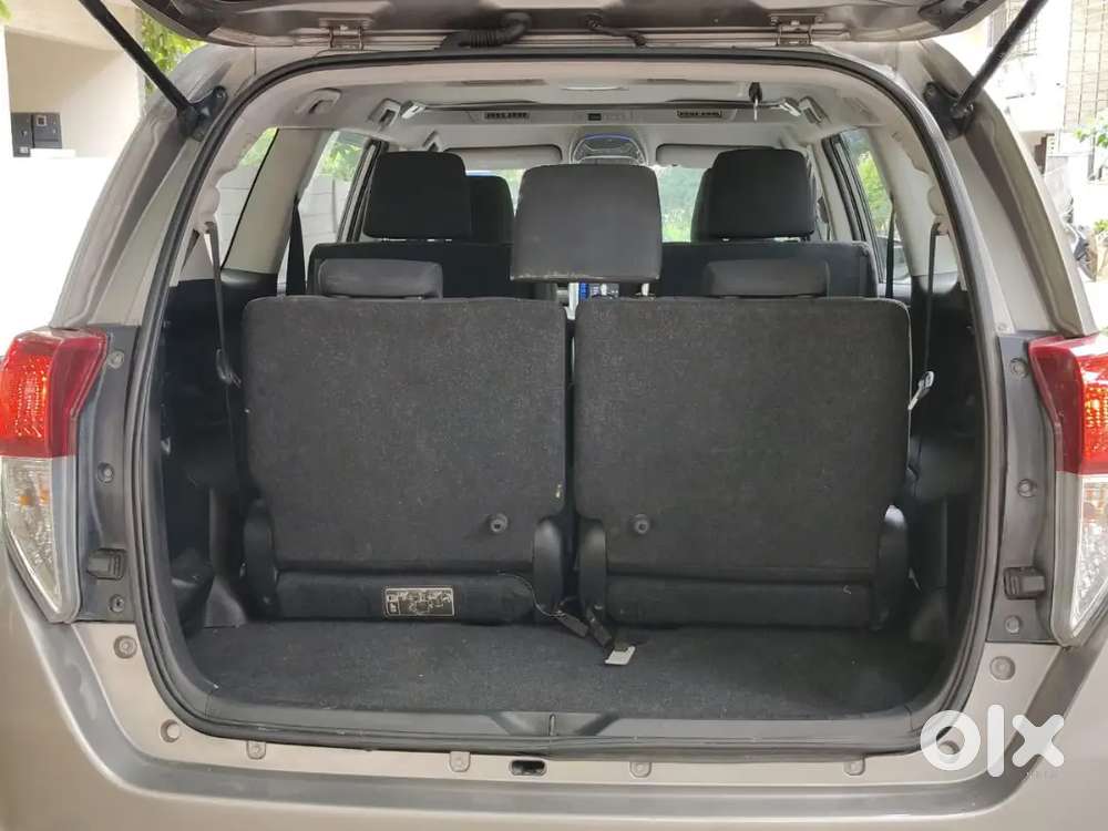 Toyota Innova Crysta 2016
