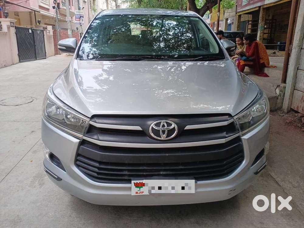 Toyota Innova Crysta 2.4 G Mt 8s, 2016, Diesel